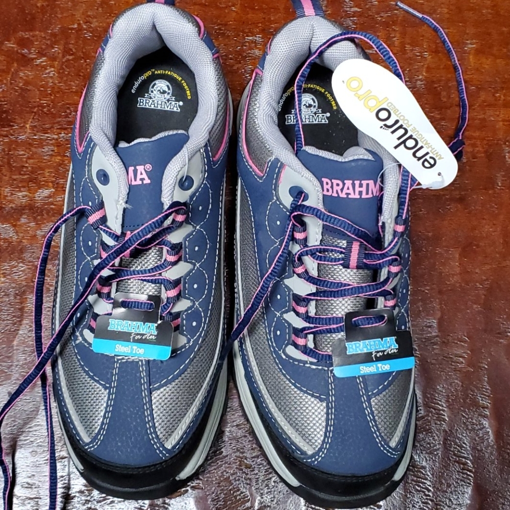 Steel toe gym shoes